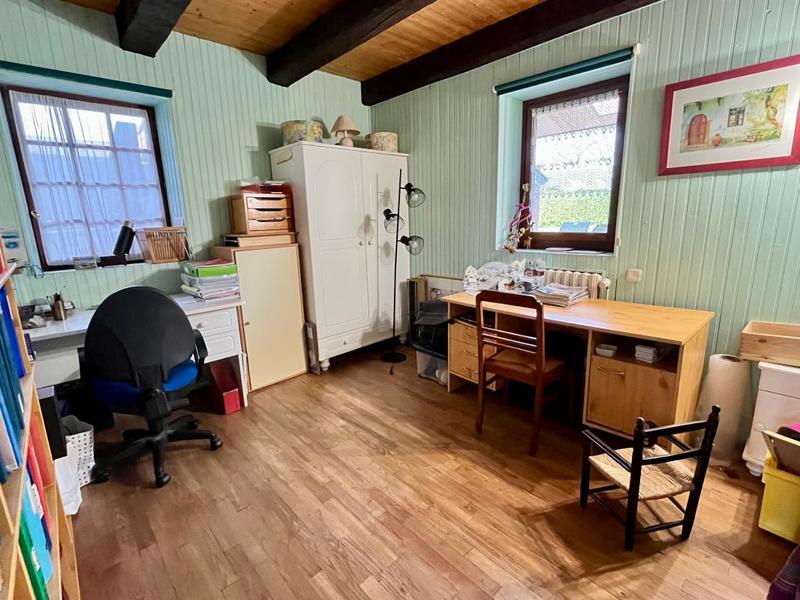 Maison - 187 m² - 8 pièces