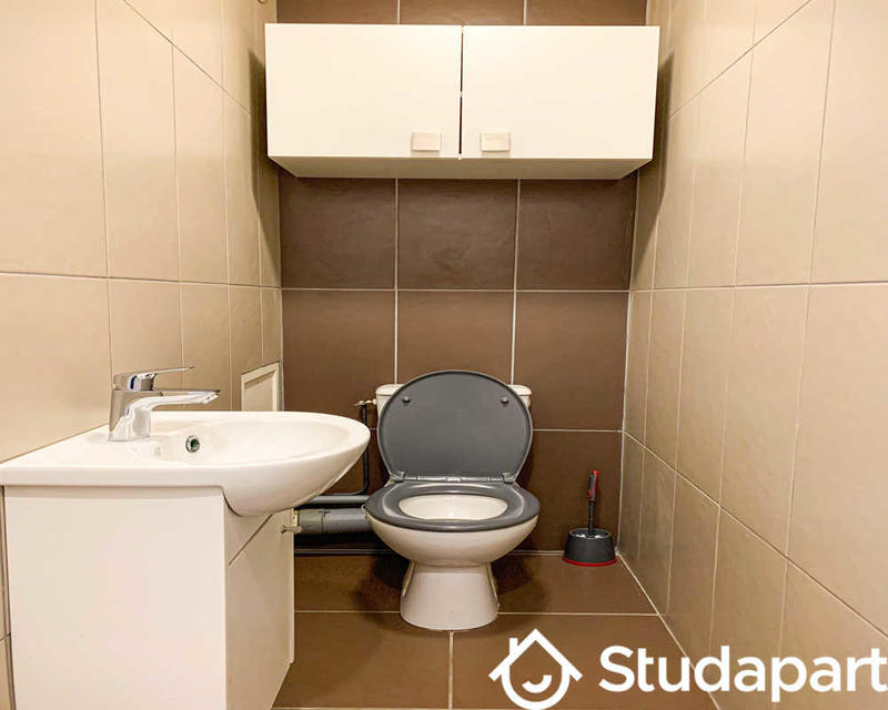 Chambre - 90 m² - 1 pièce