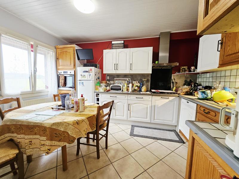 Corps de ferme - 200 m² - 7 pièces