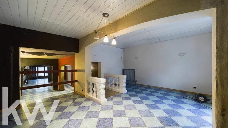 Immeuble mixte - 237 m² - 3 pièces