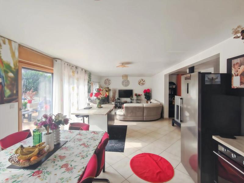 Maison - 140 m² - 5 pièces