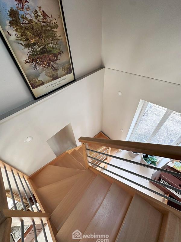 Maison - 191 m² - 6 pièces