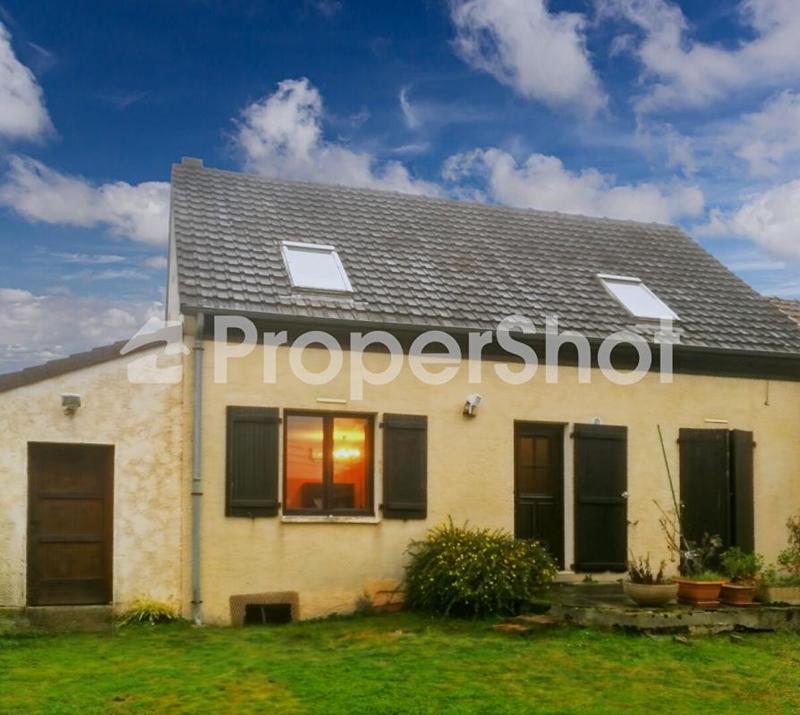 Maison - 95 m² - 6 pièces