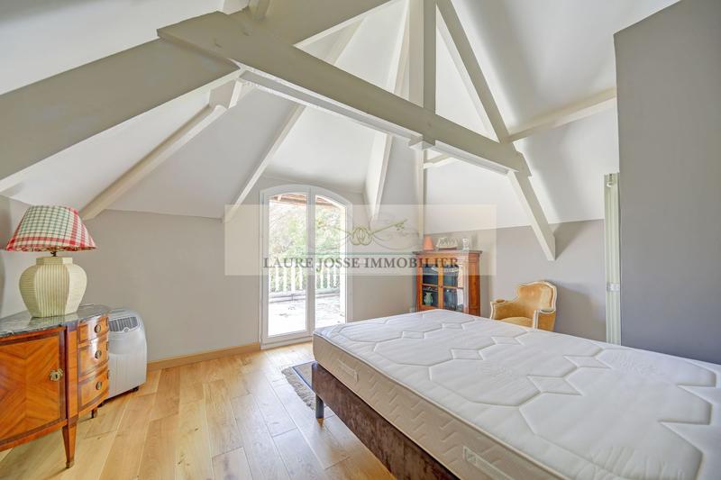 Maison contemporaine - 168 m² - 6 pièces