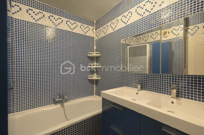 Appartement - 84 m² - 4 pièces