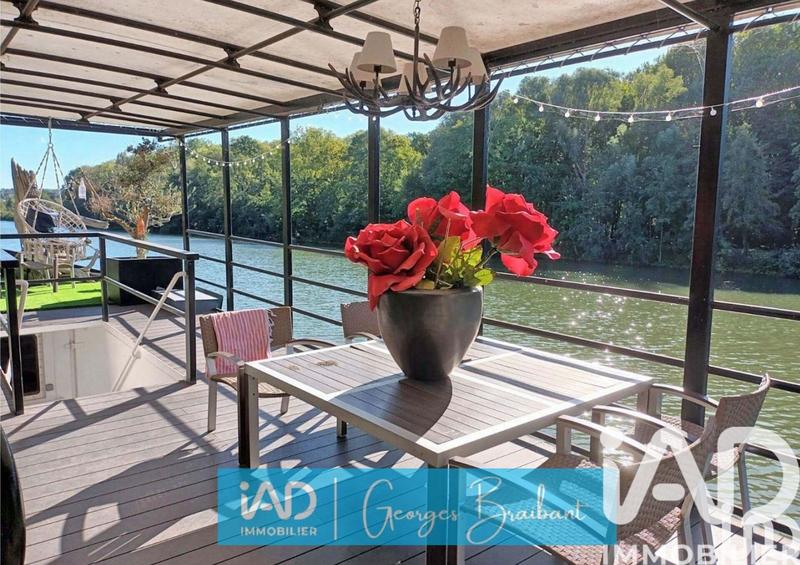 Maison - 250 m² - 6 pièces