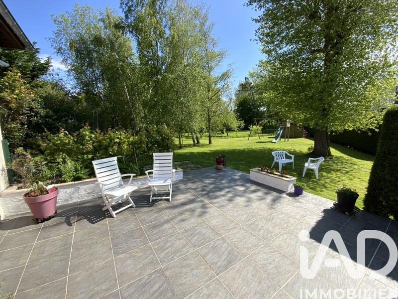 Maison - 265 m² - 9 pièces