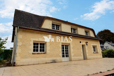 Maison - 130 m² - 8 pièces