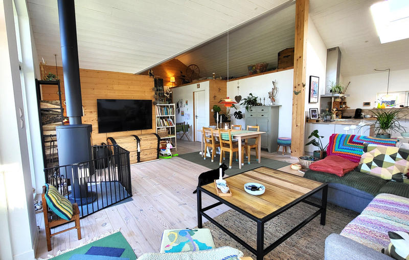 Maison - 96 m² - 4 pièces