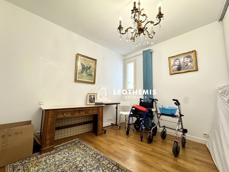 Appartement - 85 m² - 3 pièces