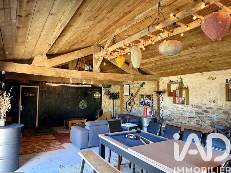 Maison - 180 m² - 7 pièces