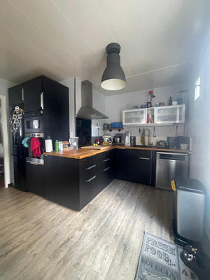 Maison - 93 m² - 4 pièces