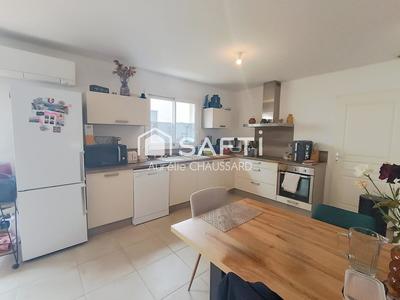 Maison - 90 m² - 4 pièces