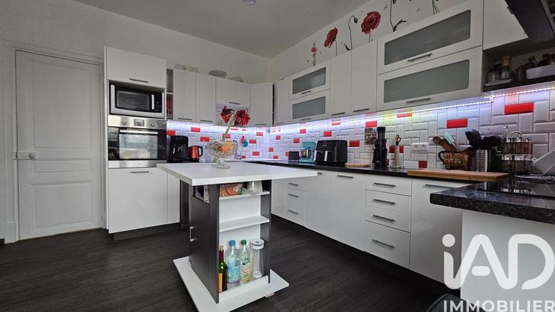 Maison - 179 m² - 8 pièces