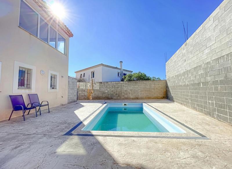 Villa - 185 m² - 8 pièces