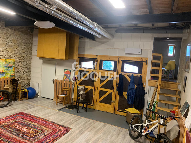 Maison - 150 m² - 5 pièces