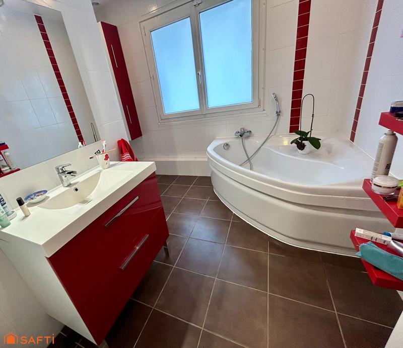 Maison - 149 m² - 6 pièces