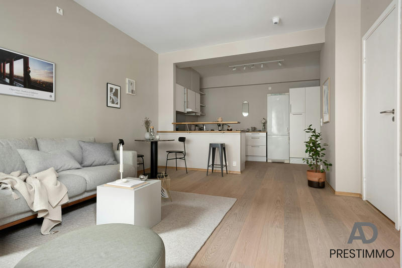 Appartement - 90 m² - 4 pièces