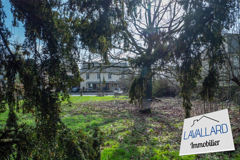 Maison - 205 m² - 9 pièces