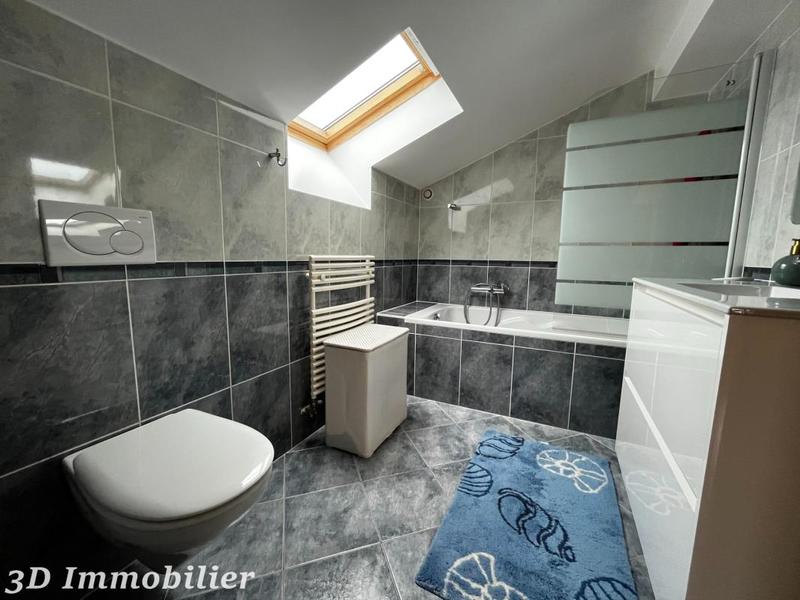 Maison - 255 m² - 7 pièces