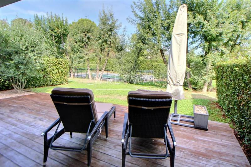 Villa - 100 m² - 5 pièces