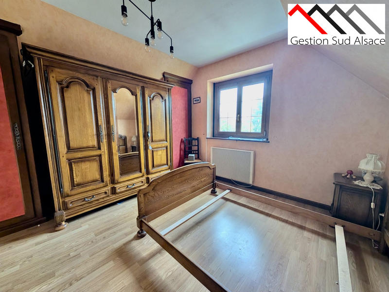 Maison traditionnelle - 103 m² - 5 pièces