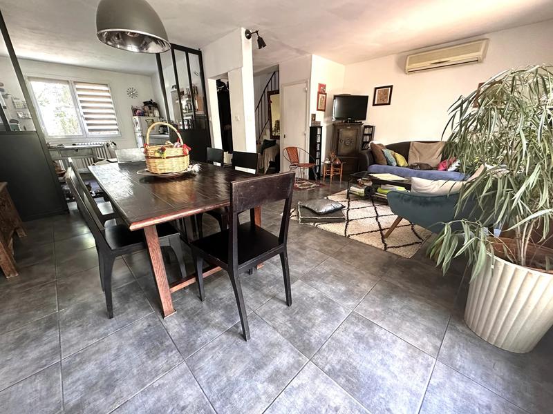 Maison - 125 m² - 5 pièces