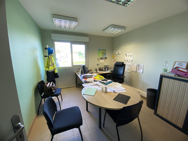 Local commercial - 840 m²