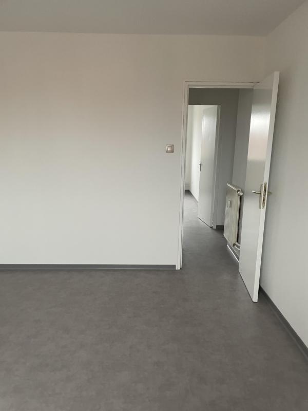 Appartement ancien - 74 m² - 3 pièces