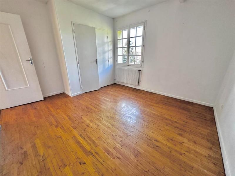 Maison - 128 m² - 7 pièces