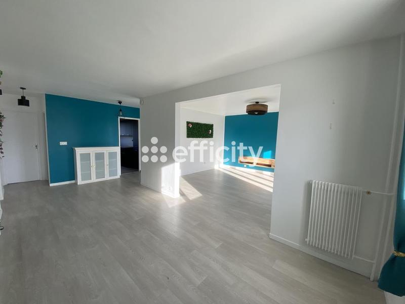 Appartement - 110 m² - 6 pièces