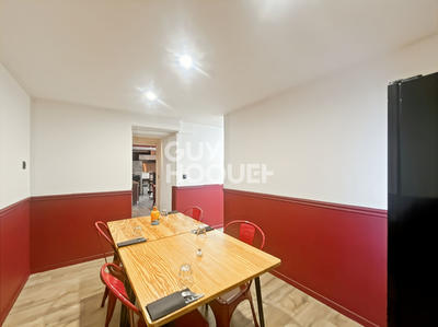 Local d'activités - 58 m² - 8 pièces