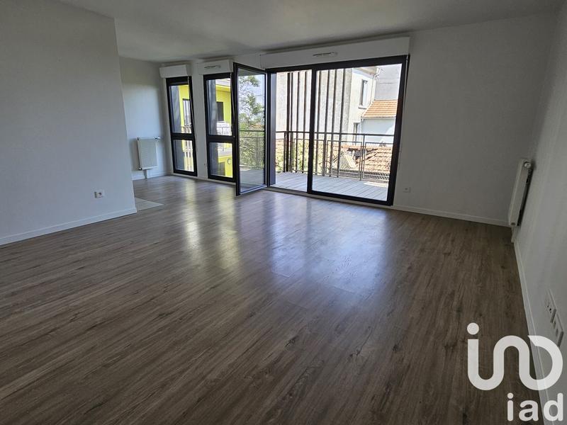 Appartement - 94 m² - 5 pièces