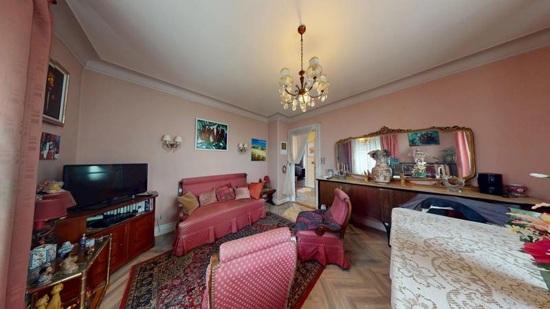 Maison - 189 m² - 8 pièces