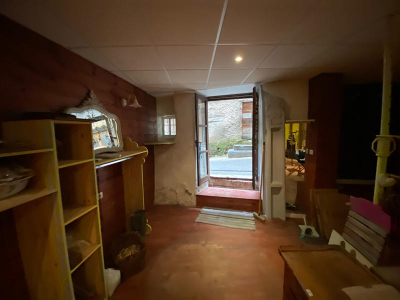 Maison - 233 m² - 5 pièces