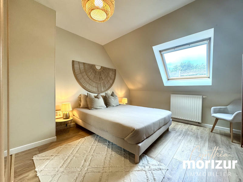 Maison - 99 m² - 5 pièces