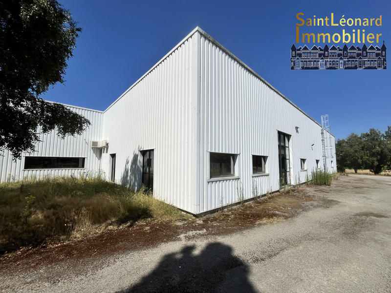 Local d'activités - 2 550 m²