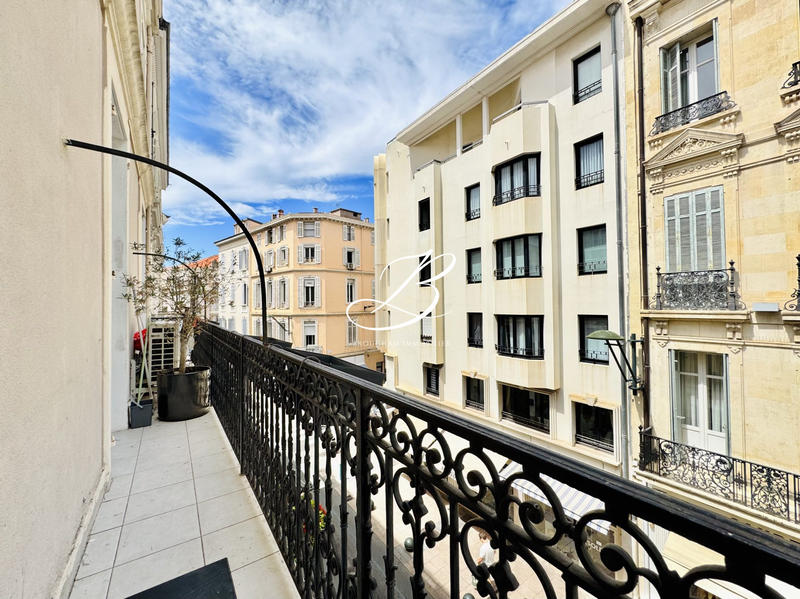 Appartement - 86 m² - 3 pièces