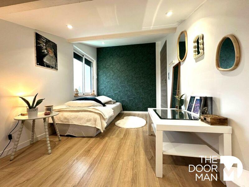 Maison - 190 m² - 6 pièces