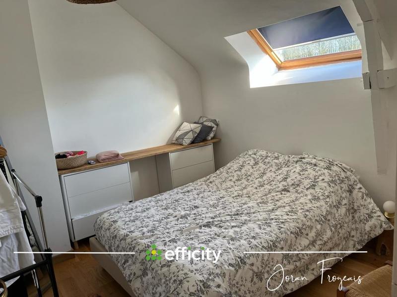 Maison - 195 m² - 10 pièces