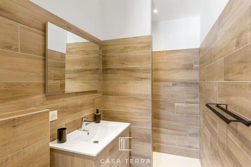 Villa - 206 m² - 7 pièces