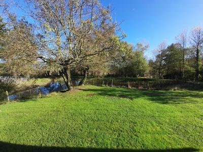 Maison - 261 m² - 9 pièces