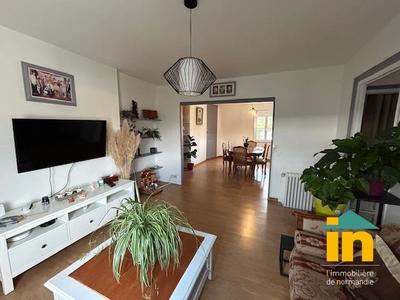 Appartement - 86 m² - 5 pièces