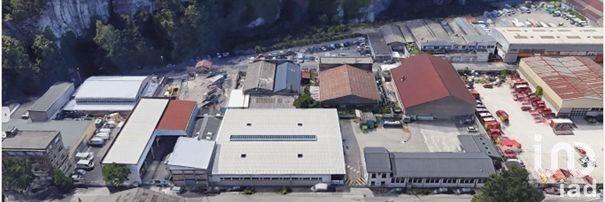 Local commercial - 2 500 m²