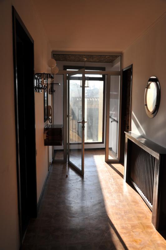 Maison - 300 m² - 12 pièces