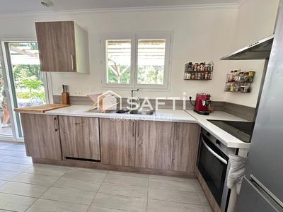 Maison - 84 m² - 4 pièces