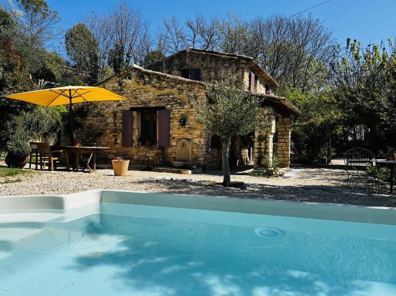 Maison en pierre - 93 m² - 4 pièces