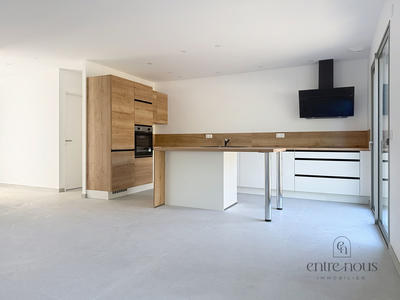 Maison - 103 m² - 4 pièces