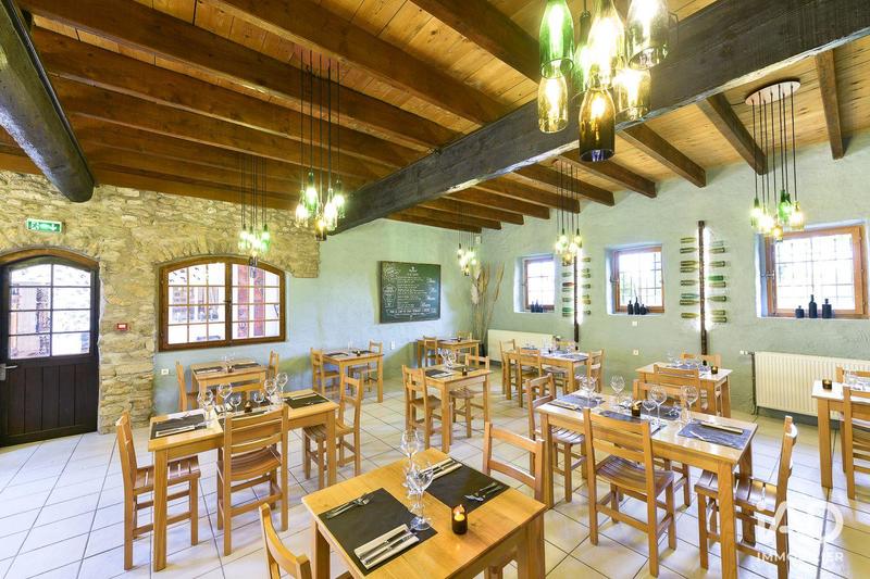 Local commercial - 1 200 m² - 5 pièces