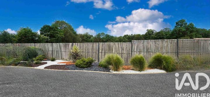 Maison - 188 m² - 8 pièces